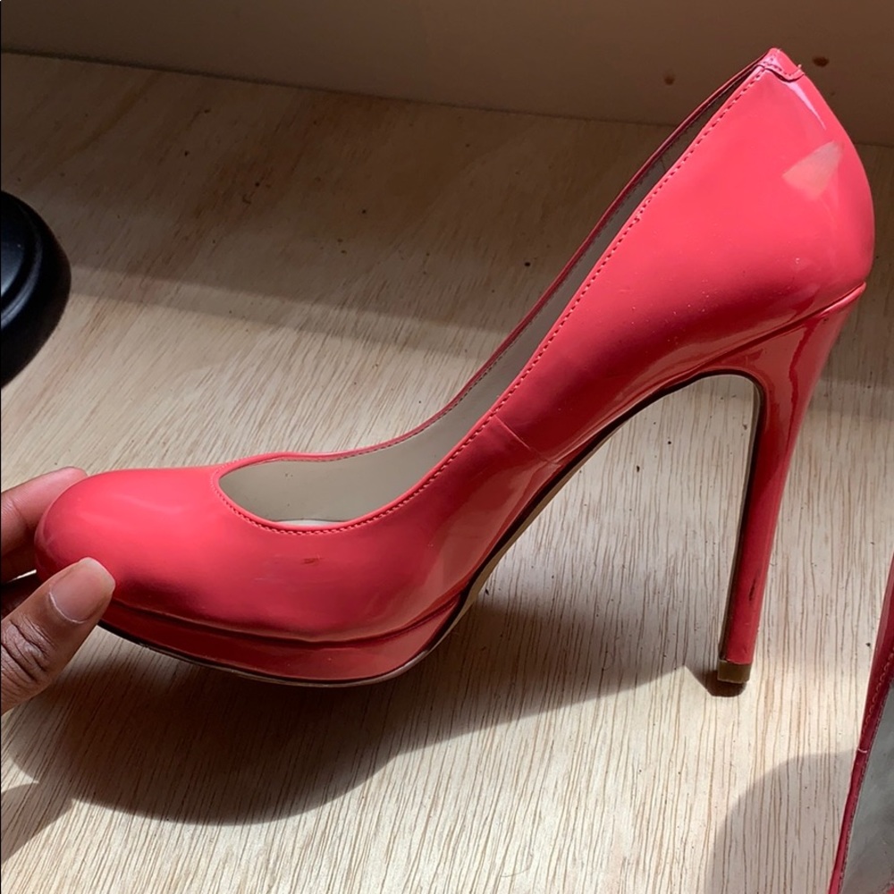 Heels - Picture 2 of 4